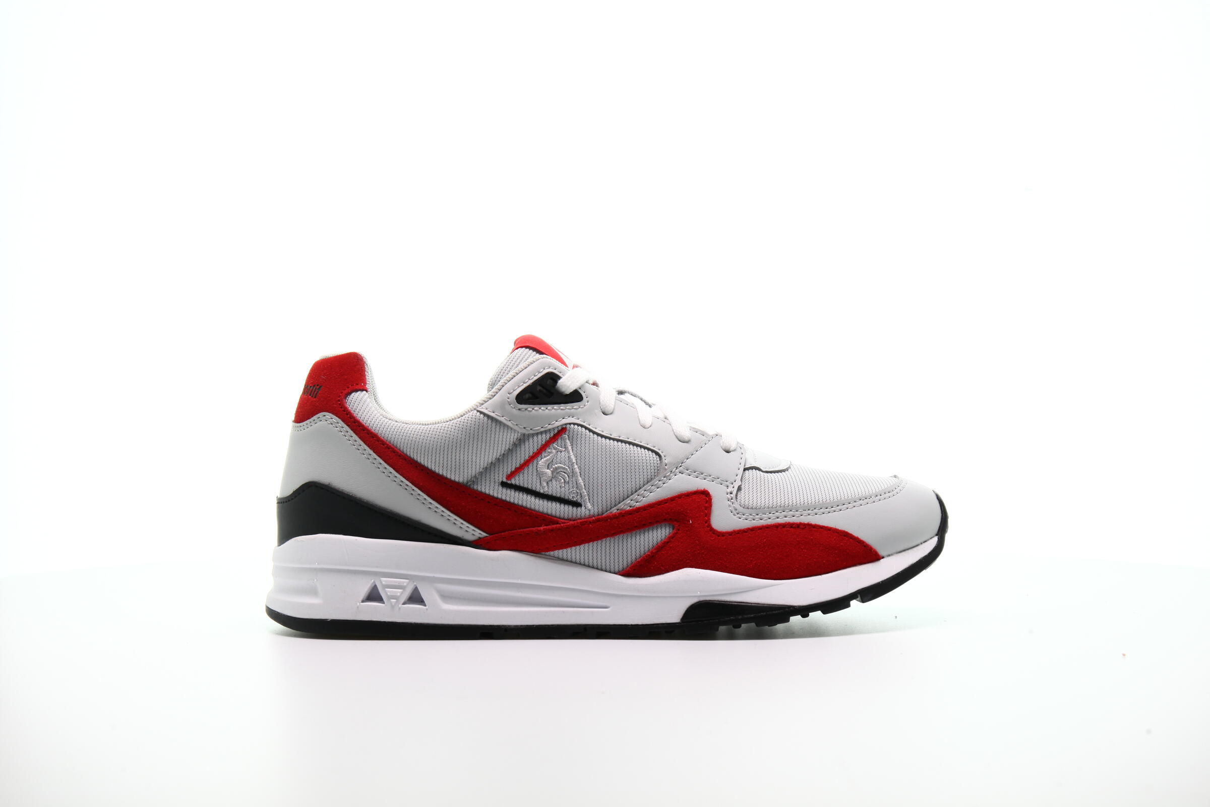 Le Coq Sportif LCS R800 